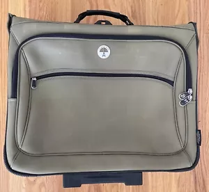 Travelpro Maxlite 5 Softside Carry-On Upright 2 Wheel Rolling Garment Bag 22"— - Picture 1 of 6