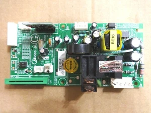 Scheda di controllo per microonde Frigidaire 5304519327 - Foto 1 di 12