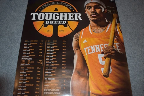 TEXAS LONGHORNS 2013-14 MENS BASKETBALL POSTER Cover
