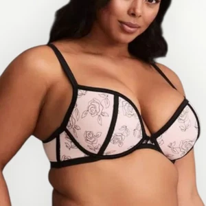Sujetador Push-Up Torrid 44DD Rosa Negro Rosa Floral Bordado Talla Grande - Imagen 1 de 8