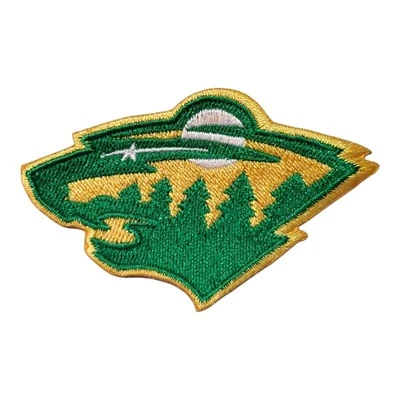 Parche estilo vintage Minnesota Wild. Bordado verde jaspeado. Plancha. 3"x2" Foto 1 de 4
