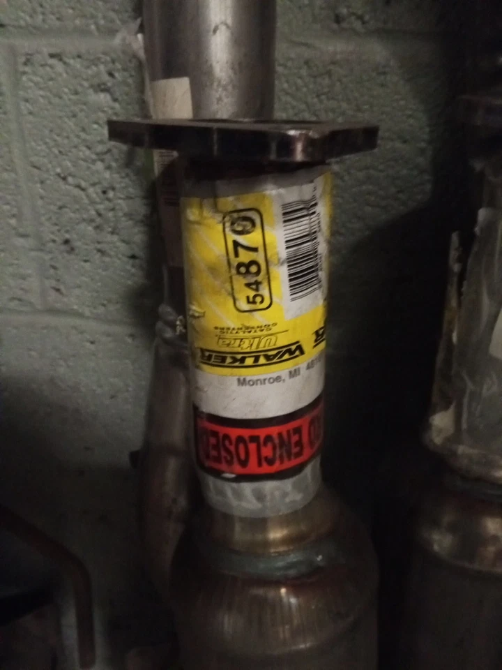 Convertidor catalítico-EPA Walker 54870 se adapta a 08-10 Saturn Vue 2,4 L-L4 Foto 1 de 1