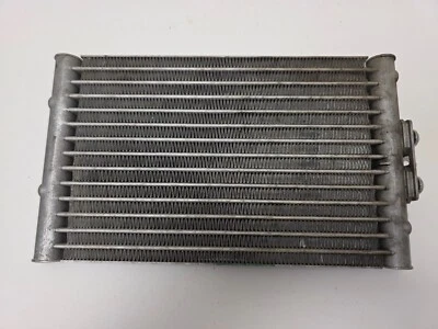 Radiador refrigerador de óleo transmissão 2003-2012 Mercedes AMG CLS63 SL550 CLS550 FABRICANTE DE EQUIPAMENTO ORIGINAL - Imagem 1 de 4