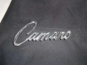 NICE - OEM CHEVROLET CAMARO SCRIPT Emblem  #3916660   68-69 - Bild 1 von 2