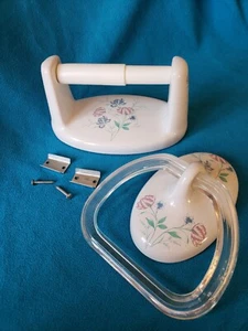 Ceramic Toilet Paper and Guest Towel Holder White Ceramic With Pink Floral - Picture 1 of 15