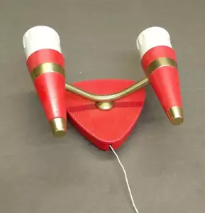 Vintage Retro Red Wall Light Bakelite/Plastic & Brass 50s 60s Made by WG England - Picture 1 of 8