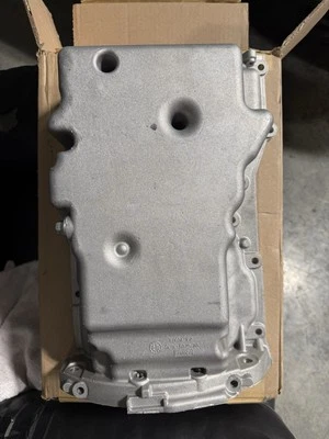 FORD OEM  Engine Oil Pan For 2010-12 Ford Fusion  2.5L V-6 9E5E-6675-AB   Foto 1 de 4