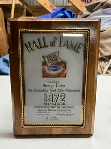 Vintage Chevrolet 1972 Chevy Truck Verkaufspreis Plakette Schild an GM GMC Verkäufer - Bild 1 von 4