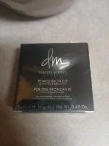 Danessa Myricks Power Bronceador Mate Bronceador y Crema Modeladora (LIGERO) SELLADO NUEVO EN CAJA - Imagen 1 de 9
