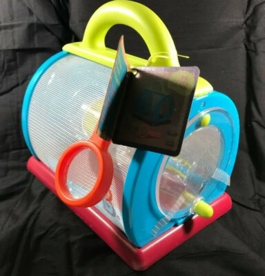 NUEVO ~ BATTAT B. ~ BUG BUNGALOW Y 4 HERRAMIENTAS ~ ACÉRCATE A LAS CRIATURAS DEL VERANO Foto 1 de 4