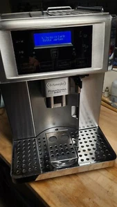 DeLonghi PrimaDonna Avant ESAM 6700 Silber 8 Tassen Kaffeevollautomat - Bild 1 von 13