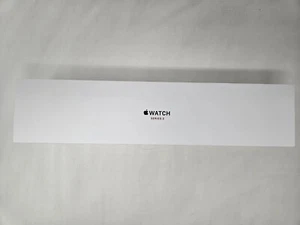 Apple Watch Series 3 Aluminium Argenté, 42 mm avec Bracelet de Remplacement *Boîte Seule* - Photo 1 sur 6