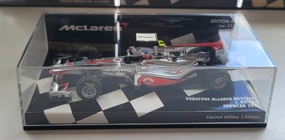 Minichamps 1:43 McLaren Mercedes no. 113 Showcar 2011 Jenson Button - Image 1 of 3