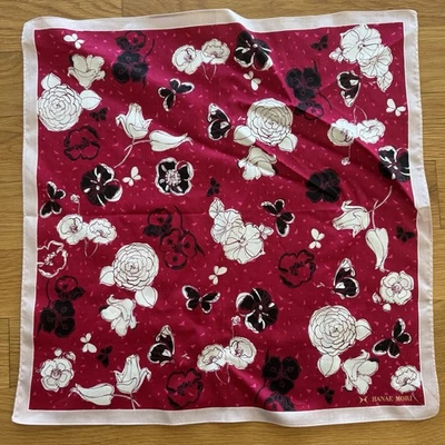 Bufanda de seda con estampado de mariposas florales Hanae Mori - roja y rosa - cuadrada de 19,5 pulgadas Foto 1 de 4