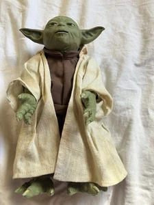 2005 Hasbro Star Wars Call Upon Yoda 12” Talking Toy – Stories, Games, WORKS - Picture 1 of 4