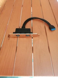 Staffa posteriore USB 3 Staffa di espansione USB 3.0 a 2 porte - Foto 1 di 1