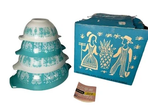 Pyrex Amish Turquoise Teal Butterprint Cinderella Nesting Mixing Bowls Set of 4 - Picture 1 of 20