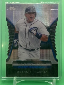 K163,593 - 2012 Topps Golden Moments Die Cuts #GMDC83 Miguel Cabrera - Picture 1 of 2
