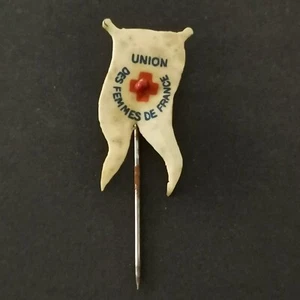 EPINGLE CROIX ROUGE UNION DES FEMMES DE FRANCE (Réf. Lot 88) - Picture 1 of 3