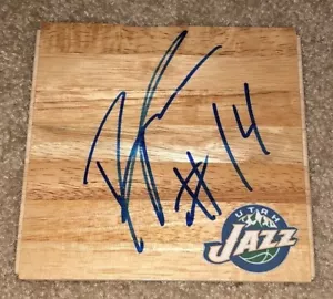 DERRICK FAVORS SIGNED 6X6 PARQUET FLOORBOARD FLOOR UTAH JAZZ BASKETBALL - Picture 1 of 1