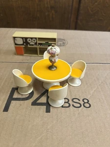 Vintage Fischer Price Puppenstubenmöbel von 1977 Mod Unikat Farben 9 Teile - Bild 1 von 9