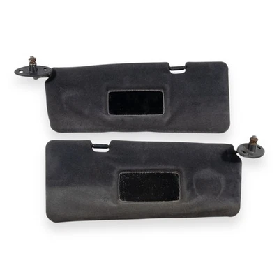 Par de parasoles negros para conductor y pasajero Toyota Paseo 1996-1999 Foto 1 de 4