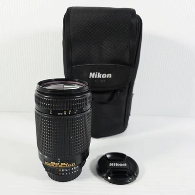 Nikon AF NIKKOR 70-300mm f/4-5.6 D ED lens W/ Case Bundle - Tested  - Image 1 of 4
