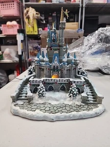 Disney Village Deluxe Castle Walt Disney World Light-Up Christmas Rare READ - Picture 1 of 9