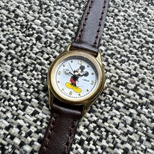 Vintage Mickey Mouse Watch 1980s Walt Disney Lorus Japan V811-X103 Leather Band - Picture 1 of 5