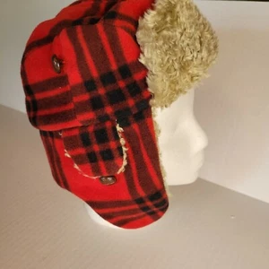 Gap Kids Buffalo Plaid Cap Fleece Lining Hat Ear Flap Cover Size L XL Hiking - Picture 1 of 5