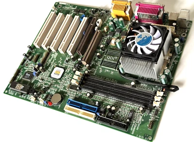 MoBo QDI KD7-A V2.0 AGP ACR 5xPCI ATX + AMD ATHLON K7 + RAM 3 x DDR333 in bundle - Immagine 1 di 4