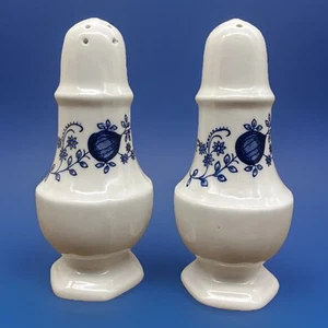 Vtg Coventry Blue Onion Kensington Ironstone Salt and Pepper Shakers With Plug - Picture 1 of 8