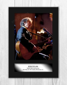 Bob Dylan (1) A4 signed mounted photograph poster. Choice of frame. - Picture 1 of 10