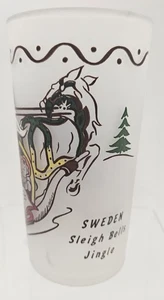 Vasos de vidrio esmerilado vintage de Navidad Suecia campanas de trineo - Imagen 1 de 9