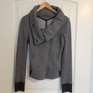 Lululemon Women's Karmacollected Jacket in Heathered Speckled Black Size 6 - Picture 1 of 18