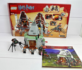 LEGO 4738 Harry Potter Hagrid&rsquo;s Hut W/Original Box, Minifigs, & Manual Read