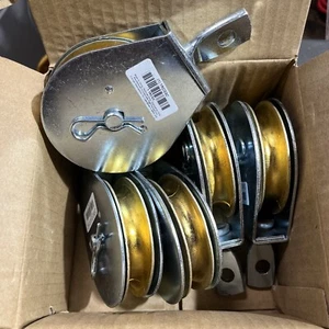 5 Stück) 3 Zoll drehbare Öse Riemenscheibe für 1/2" Seil, 650 Pfund Last, 1/2" ID Auge, Zinkplatte - Bild 1 von 7