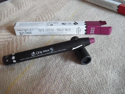Le Papier Lippenstift, matt, vegan und plastikfrei, in der Farbe Cerise - Bild 1 von 4