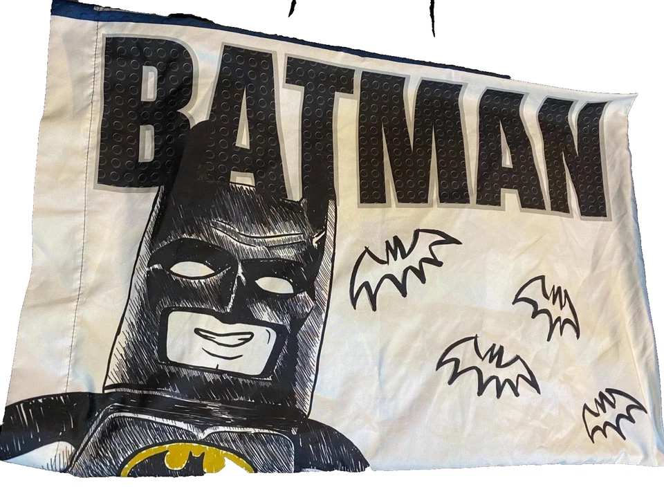 9S! UAU! Fronha de microfibra reversível BATMAN LEGO - Imagem 1 de 2
