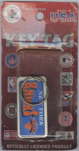 New York Knicks NBA Basketball Key Chain 2-1/8 x 1-1/8 inches - New and Unused Cover