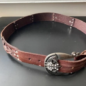 Women’s BUCKLE Brown Leather Belt Waist 29"-33" Rhinestones - Picture 1 of 7