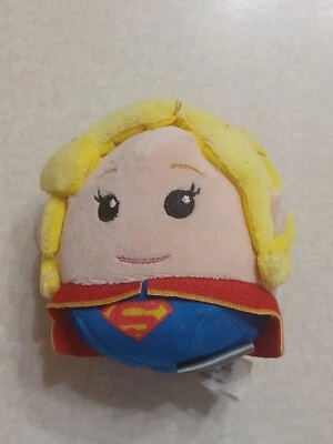 Плюшевые мини-комиксы DC Comics Hallmark Supergirl 4 дюйма - Изображение 1 из 3
