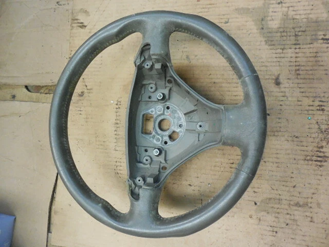 Volante Audi A6 1998-2004 cuero gris 3 radios Foto 1 de 3