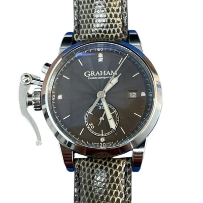 Reloj Graham Chronofighter 1695 Romántico Acero Inoxidable con Correa de Cuero Foto 1 de 4