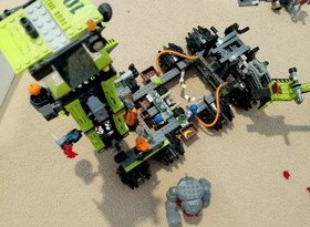 LEGO Power Miners: Titanium Command Rig (8964)