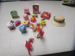 Shopkins Zuru Mini Brands / Fashion Lot Over 15 Pieces - Picture 1 of 3