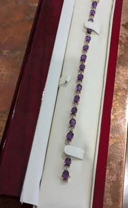 17CTS. Oval Amethysts Alternating By Diamond Accents Set Into a 14K Yellow Gold - Picture 1 of 7