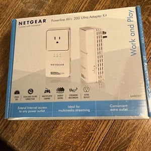 NETGEAR POWERLINE AV + 200 ADAPTER XAV2501 with manual and disc - Picture 1 of 2