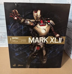 1/6 IRON MAN 3 Power Pose Mark XLII (42) Figure - Hot Toys 902017 Complete - Picture 1 of 3