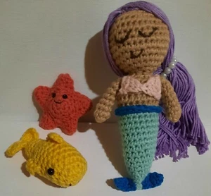 Handarbeit Amigurumi 6 Zoll Meerjungfrau & Freunde gehäkelt Baumwolle Garn Poly gefüllt  - Bild 1 von 5